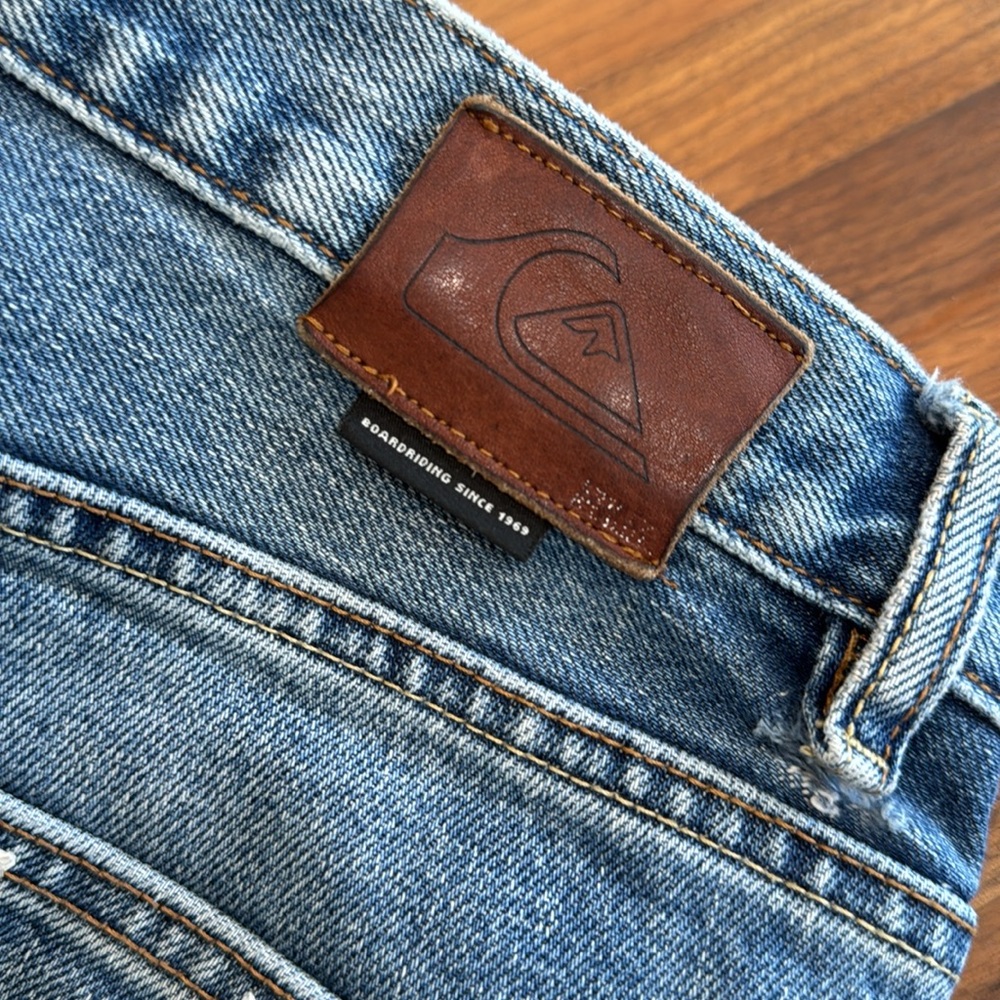Men’s Quiksilver Denim Jeans - Picture 2 of 15